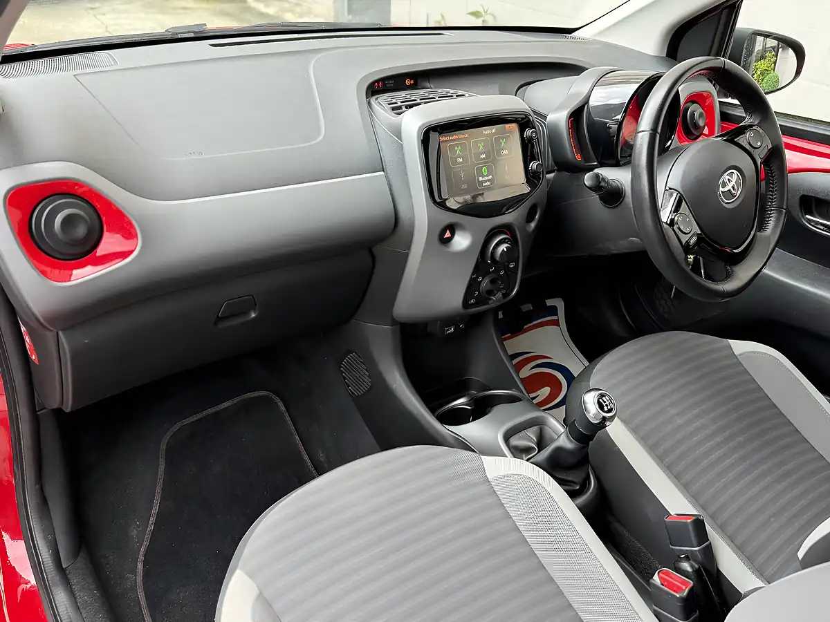 Used 2019 Toyota Aygo X-Play Red - Interior and Exterior details 15