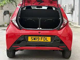 Used 2019 Toyota Aygo X-Play Red - Interior and Exterior details 9