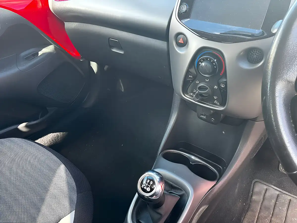 Used 2019 Toyota Aygo X-Play Red - Interior and Exterior details 16