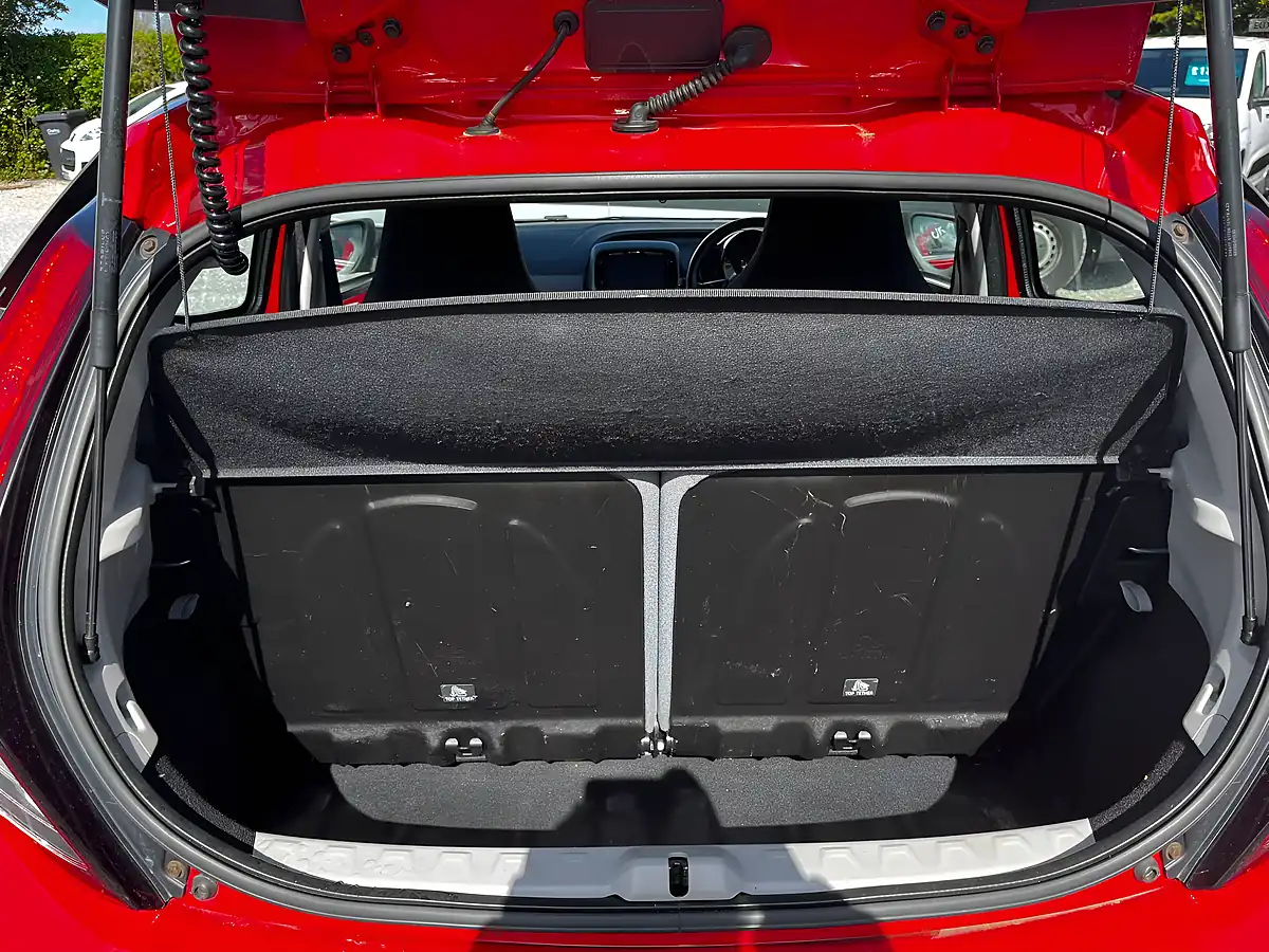Used 2019 Toyota Aygo X-Play Red - Interior and Exterior details 20