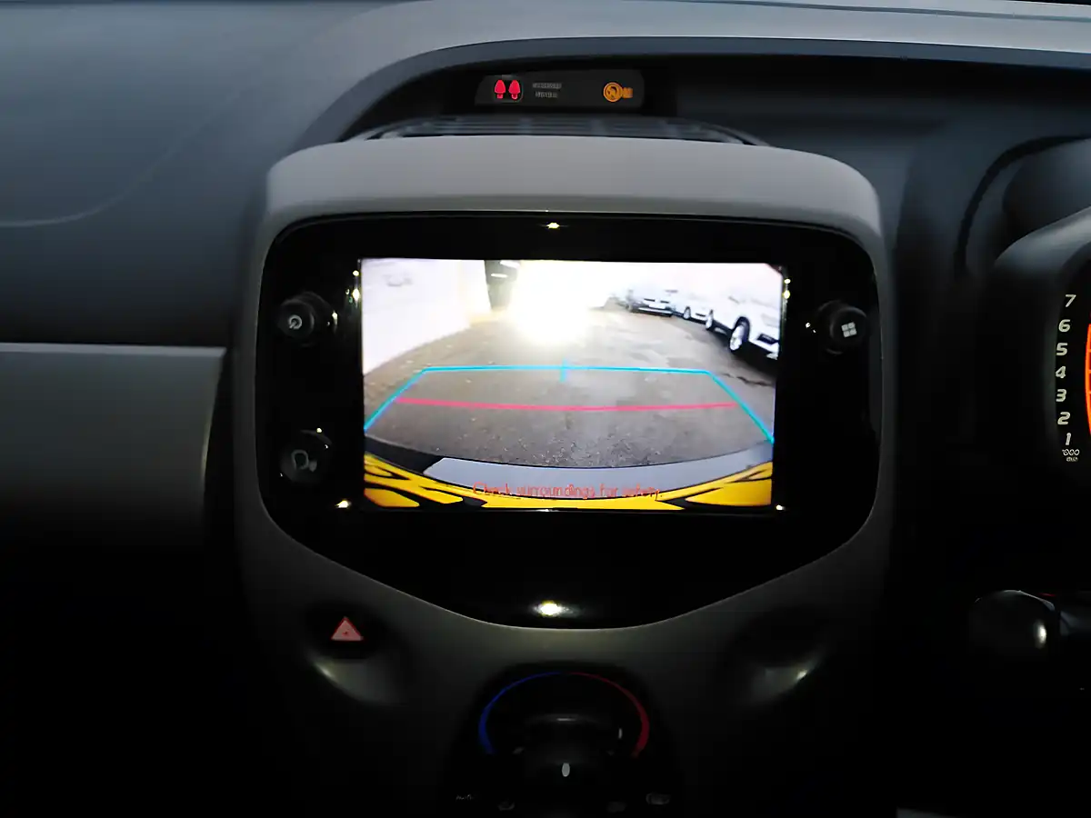 Used 2019 Toyota Aygo X-Play White - Interior and Exterior details 18