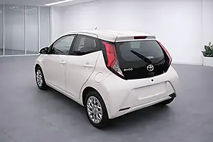 Used 2019 Toyota Aygo X-Play White - Interior and Exterior details 4