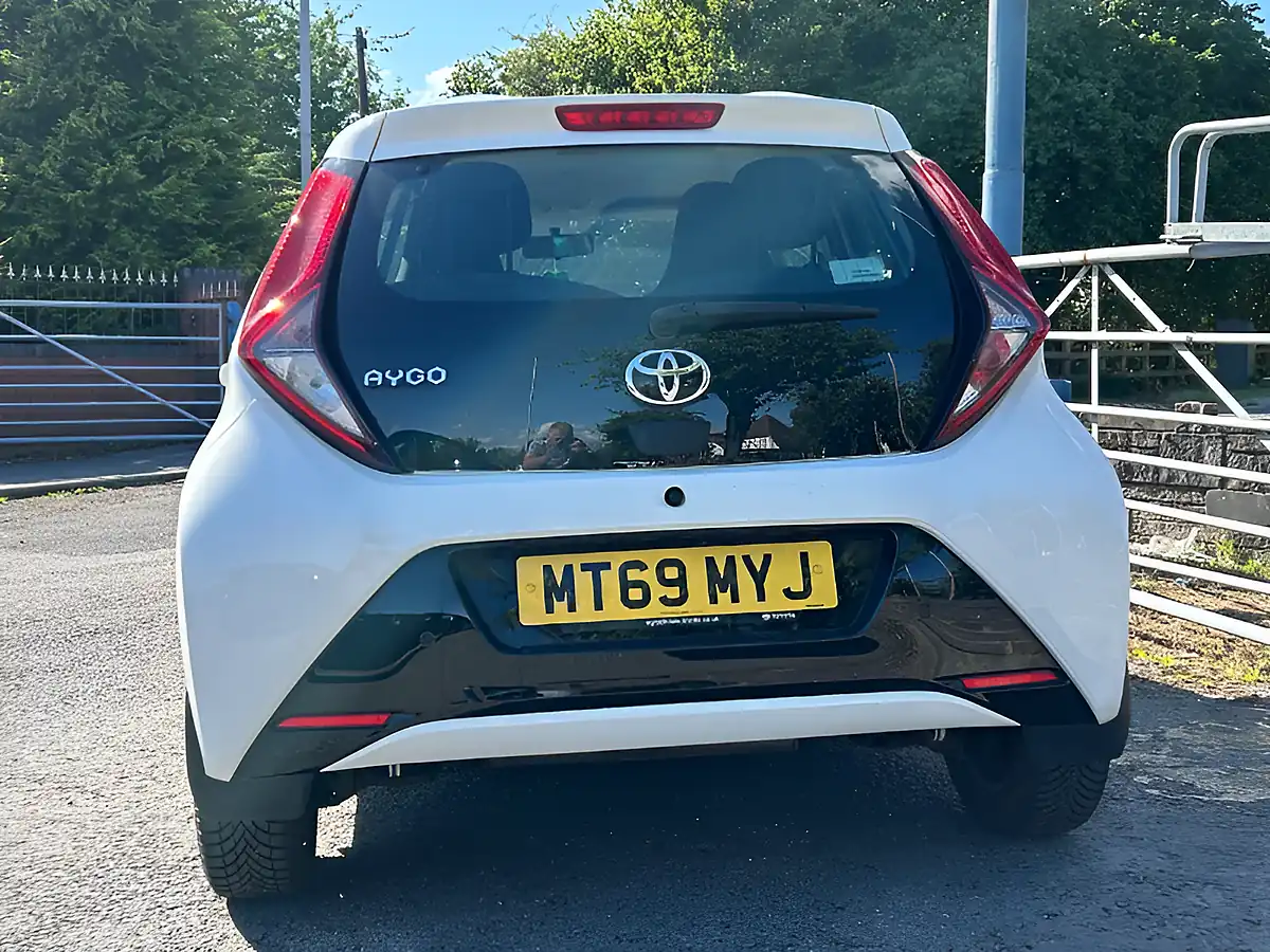Used 2019 Toyota Aygo X-Play White - Interior and Exterior details 10
