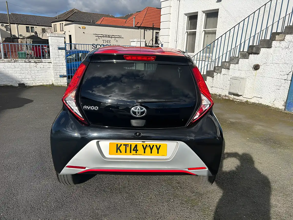 Used 2019 Toyota Aygo X-Press Black - Interior and Exterior details 10