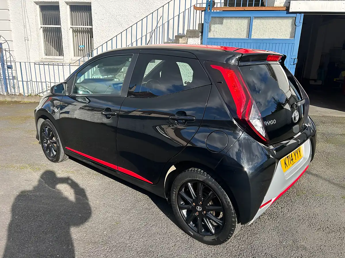 Used 2019 Toyota Aygo X-Press Black - Interior and Exterior details 11