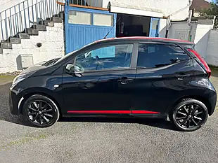 Used 2019 Toyota Aygo X-Press Black - Interior and Exterior details 12