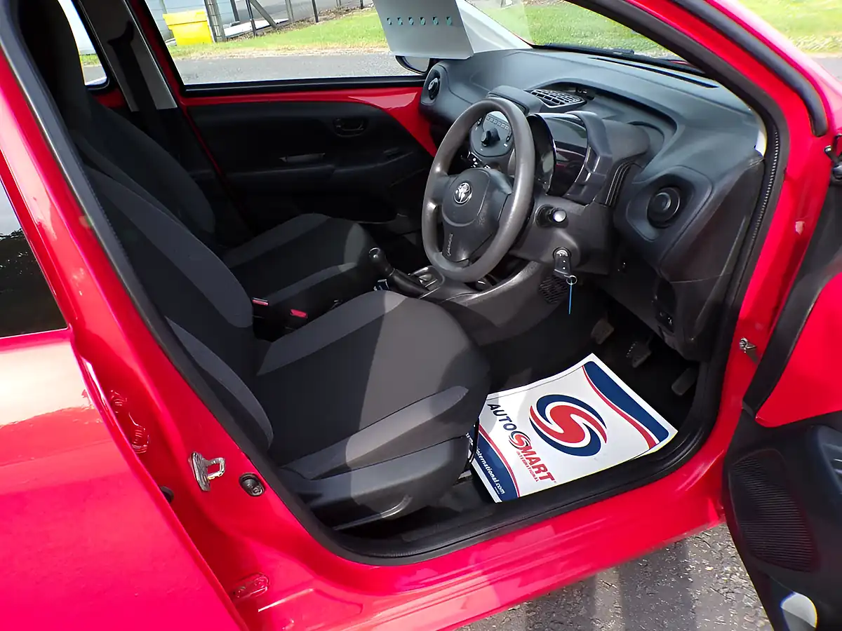 Used 2019 Toyota Aygo X Red - Interior and Exterior details 15