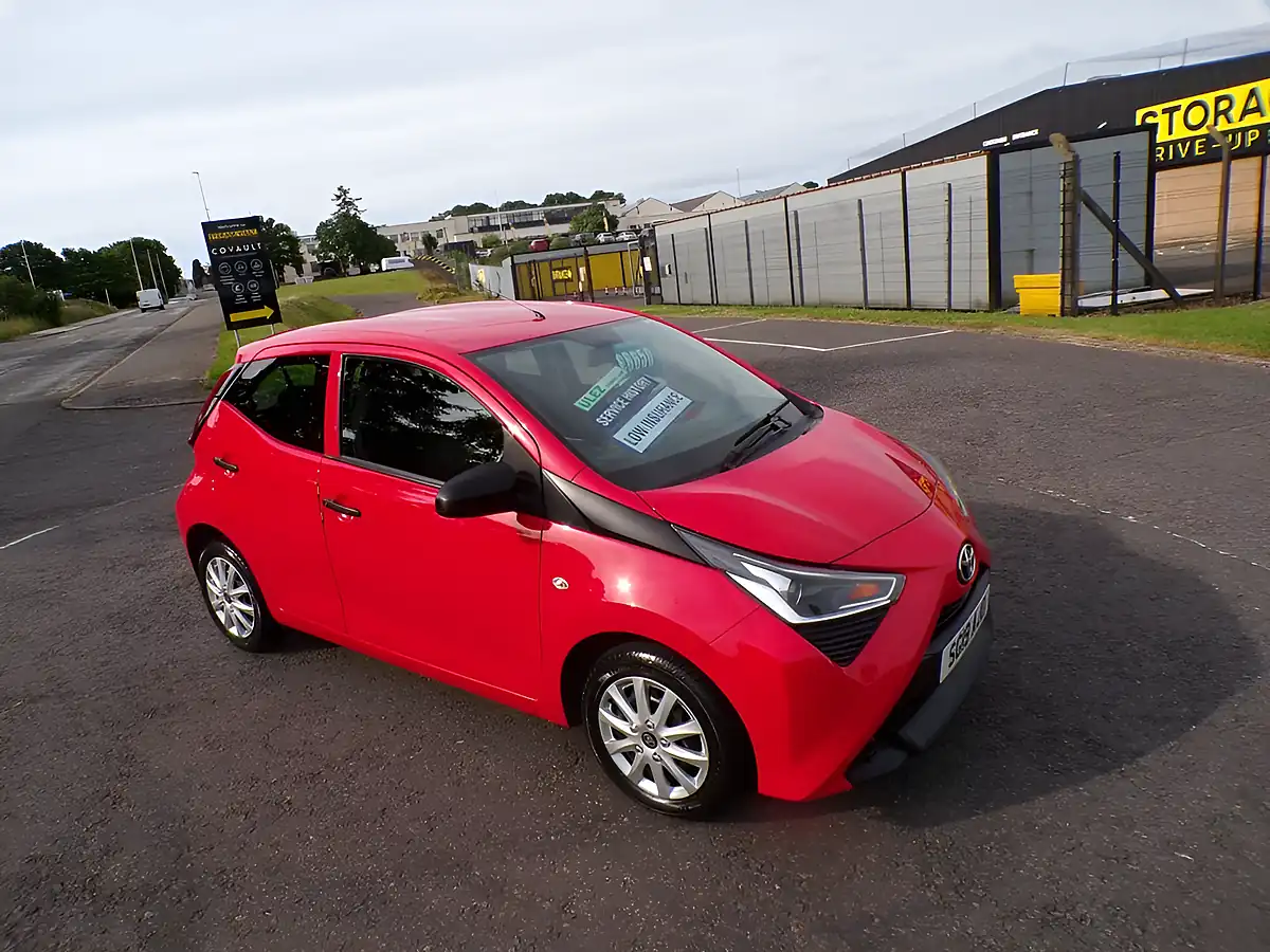 Used 2019 Toyota Aygo X Red - Interior and Exterior details 5