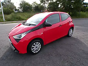 Used 2019 Toyota Aygo X Red - Interior and Exterior details 8