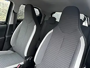 Used 2019 Toyota Aygo X-Trend Black - Interior and Exterior details 16
