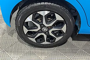 Used 2019 Toyota Aygo X-Trend Blue - Interior and Exterior details 10