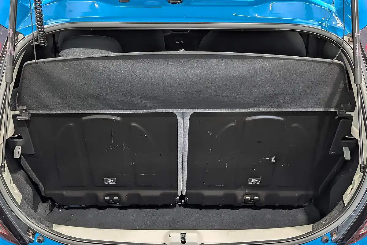 Used 2019 Toyota Aygo X-Trend Blue - Interior and Exterior details 17