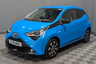 Used 2019 Toyota Aygo X-Trend Blue - Interior and Exterior details 6