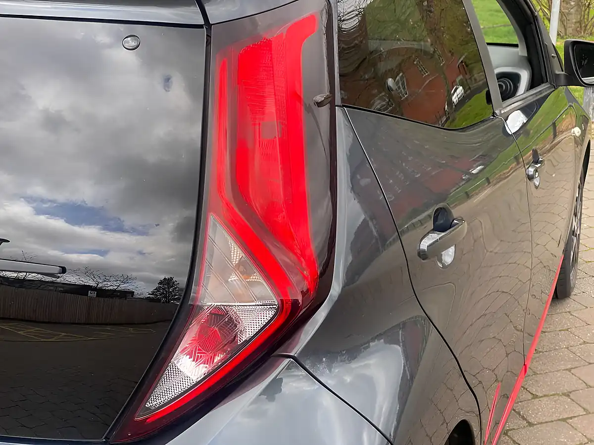 Used 2019 Toyota Aygo X-Trend Electro Grey - Interior and Exterior details 14