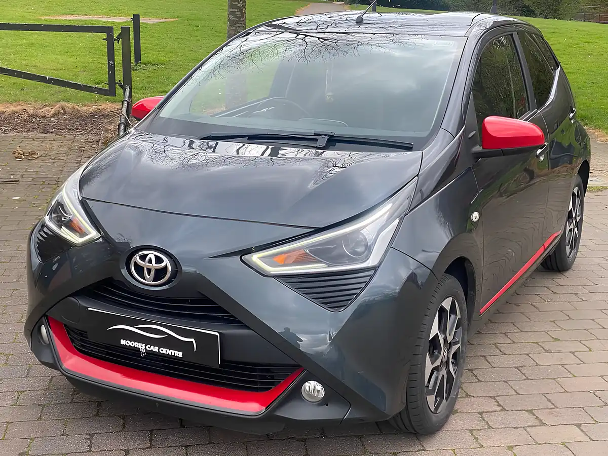 Used 2019 Toyota Aygo X-Trend Electro Grey - Interior and Exterior details 3