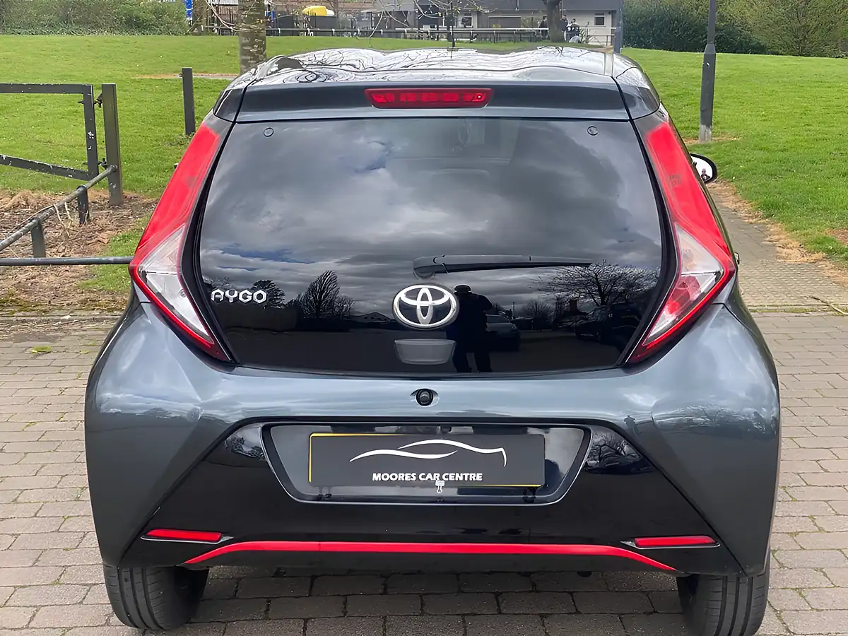 Used 2019 Toyota Aygo X-Trend Electro Grey - Interior and Exterior details 7