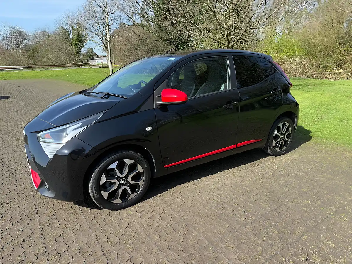 Used 2019 Toyota Aygo X-Trend Funroof Black - Interior and Exterior details 3