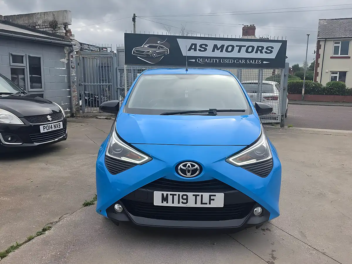 Used 2019 Toyota Aygo X-Trend Funroof Blue - Interior and Exterior details 2