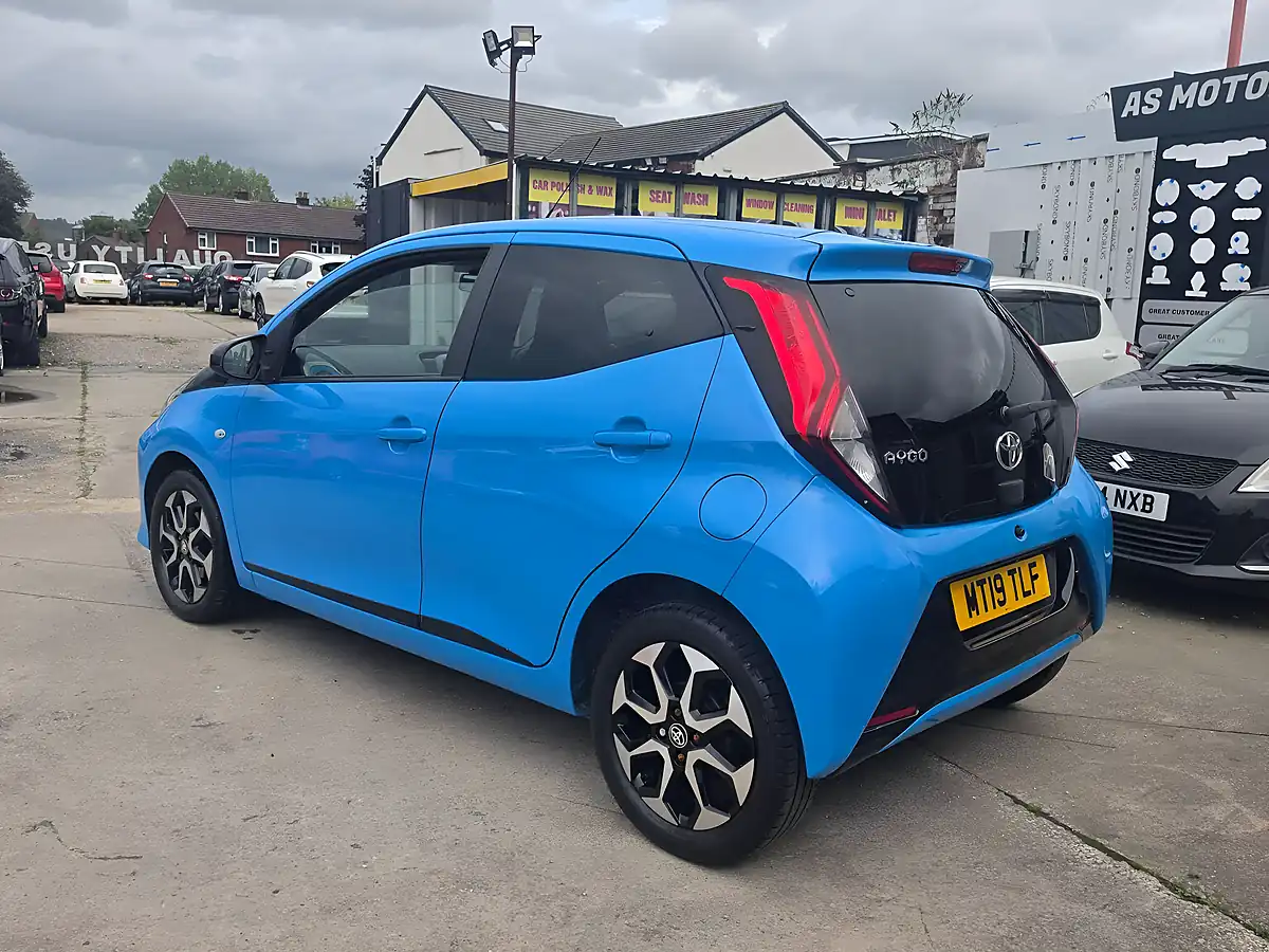 Used 2019 Toyota Aygo X-Trend Funroof Blue - Interior and Exterior details 4