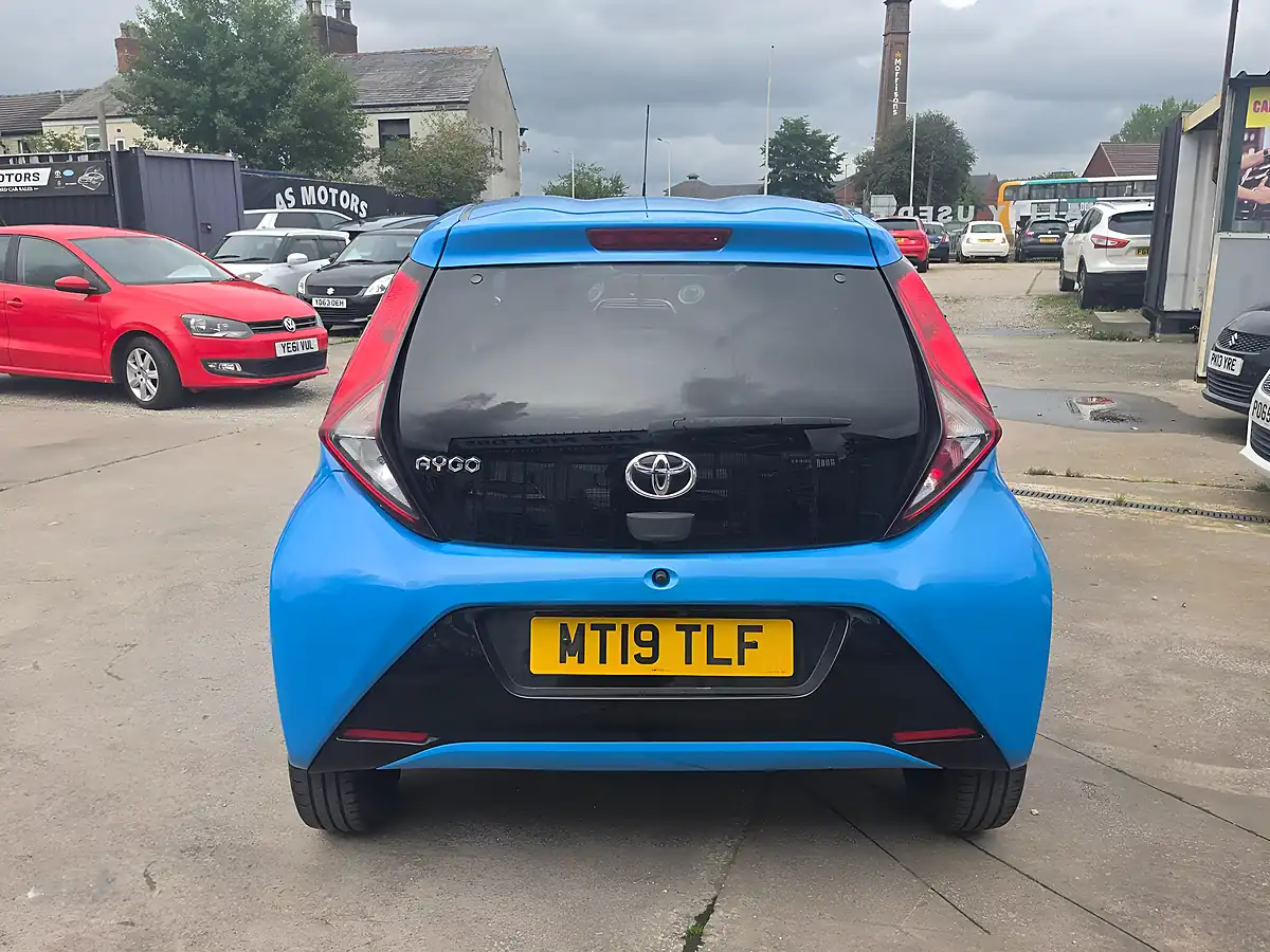 Used 2019 Toyota Aygo X-Trend Funroof Blue - Interior and Exterior details 5
