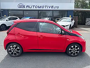 Used 2019 Toyota Aygo X-Trend Red Pop - Interior and Exterior details 5