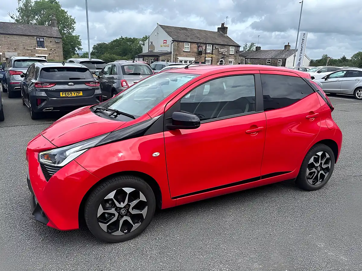 Used 2019 Toyota Aygo X-Trend Red Pop - Interior and Exterior details 8