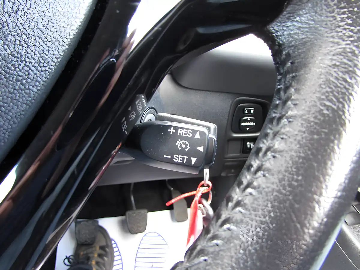 Used 2019 Toyota Aygo X-Trend Silver - Interior and Exterior details 12