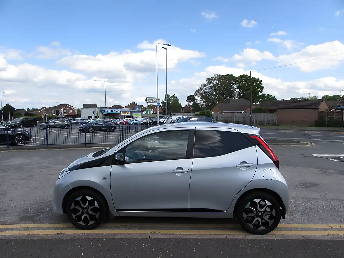 Used 2019 Toyota Aygo X-Trend Silver - Interior and Exterior details 4