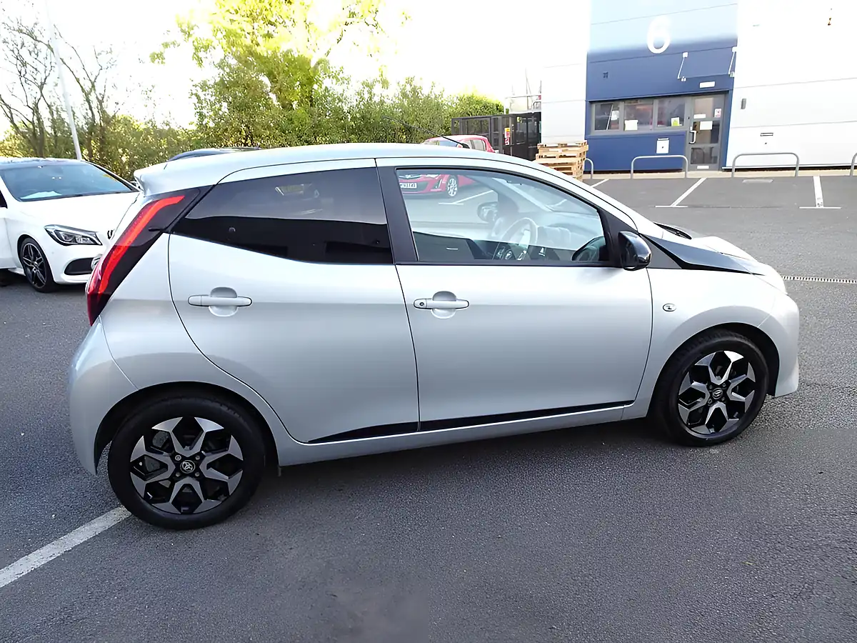 Used 2019 Toyota Aygo X-Trend Silver Splash - Interior and Exterior details 11