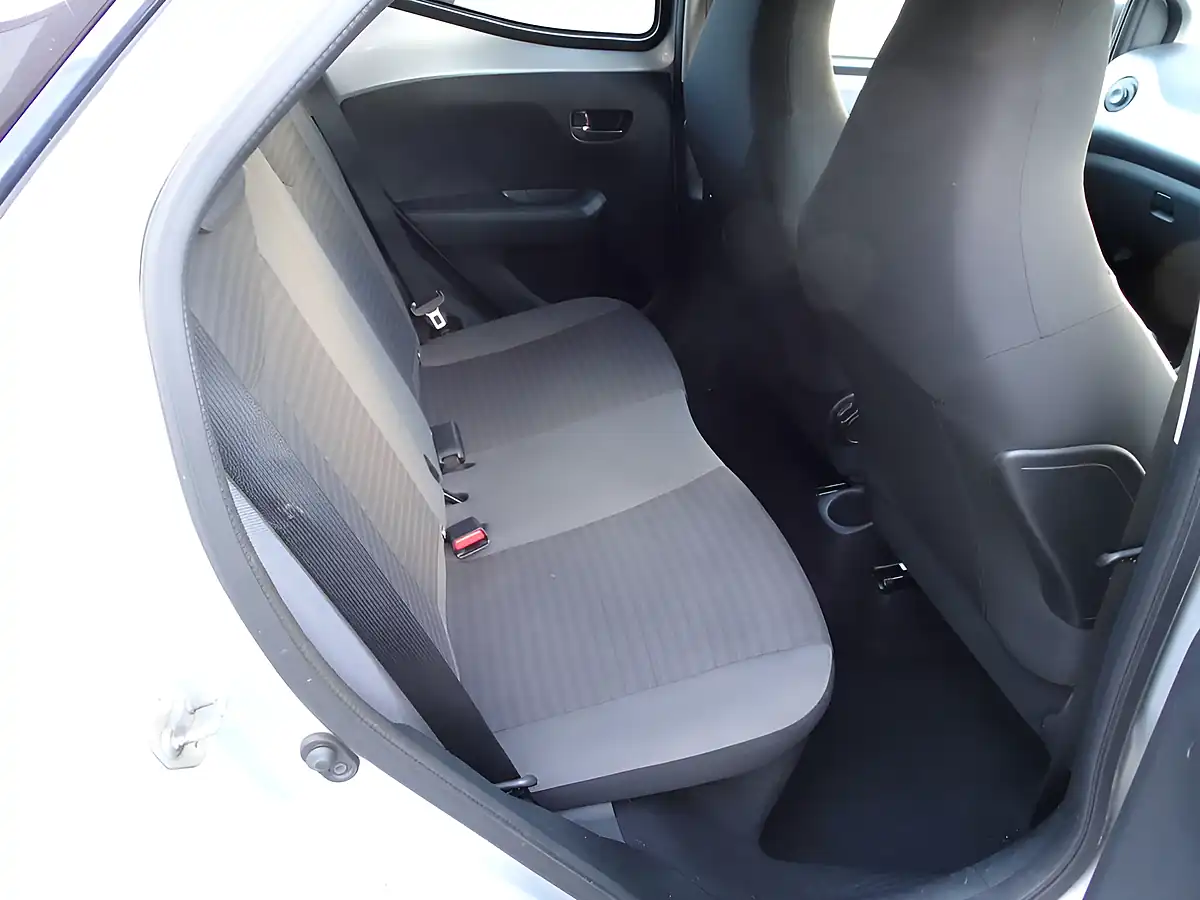 Used 2019 Toyota Aygo X-Trend Silver Splash - Interior and Exterior details 12