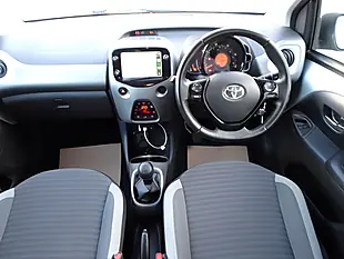 Used 2019 Toyota Aygo X-Trend Silver Splash - Interior and Exterior details 6