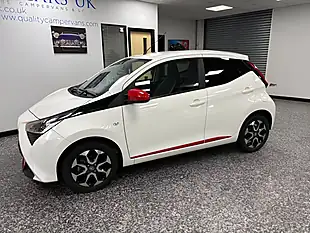 Used 2019 Toyota Aygo X-Trend White - Interior and Exterior details 3