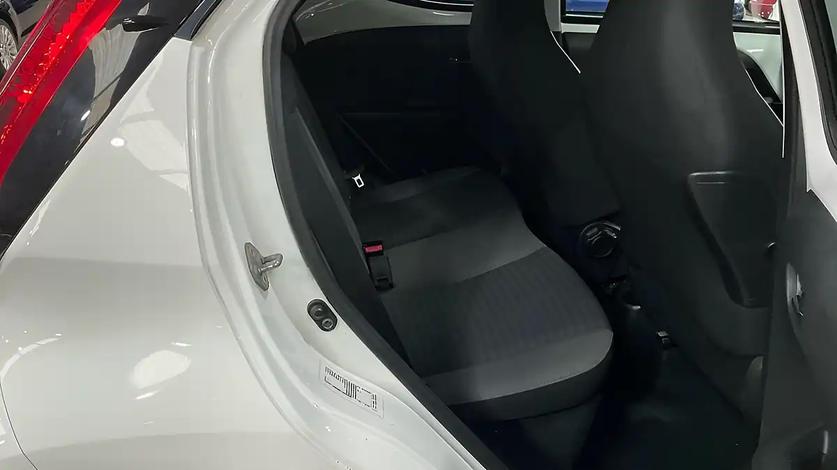 Used 2019 Toyota Aygo X-Trend White - Interior and Exterior details 16