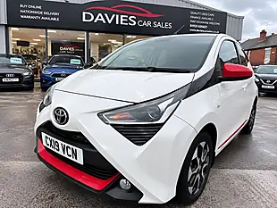 Used 2019 Toyota Aygo X-Trend White - Interior and Exterior details 3