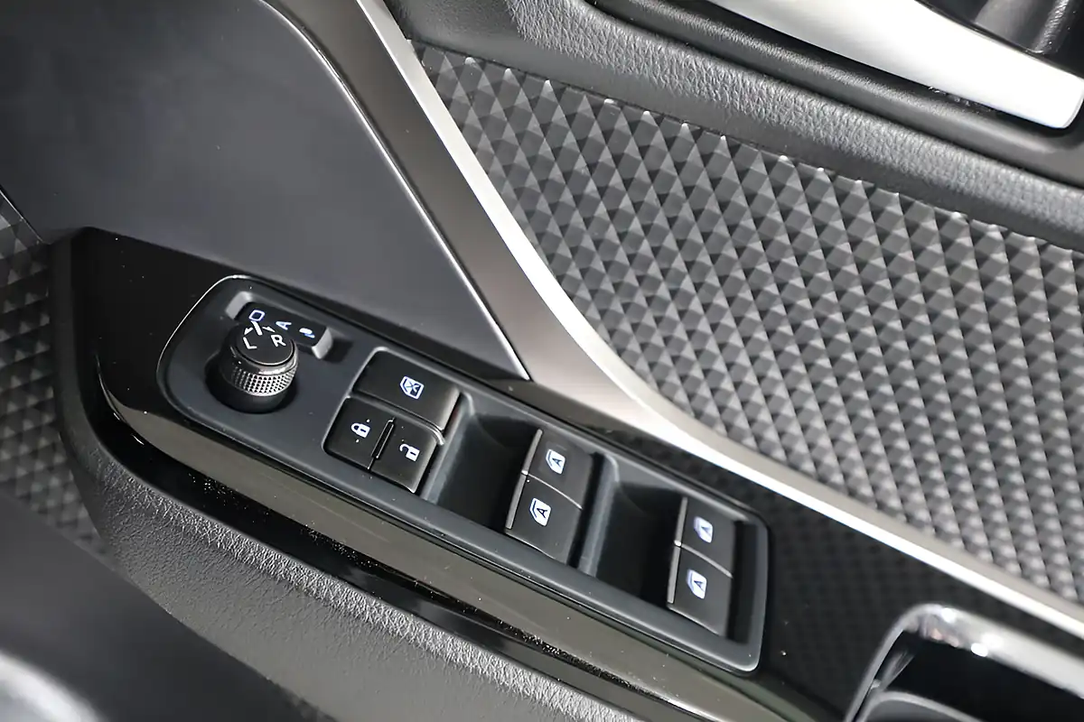 Used 2019 Toyota C-Hr Design Silver - Interior and Exterior details 20
