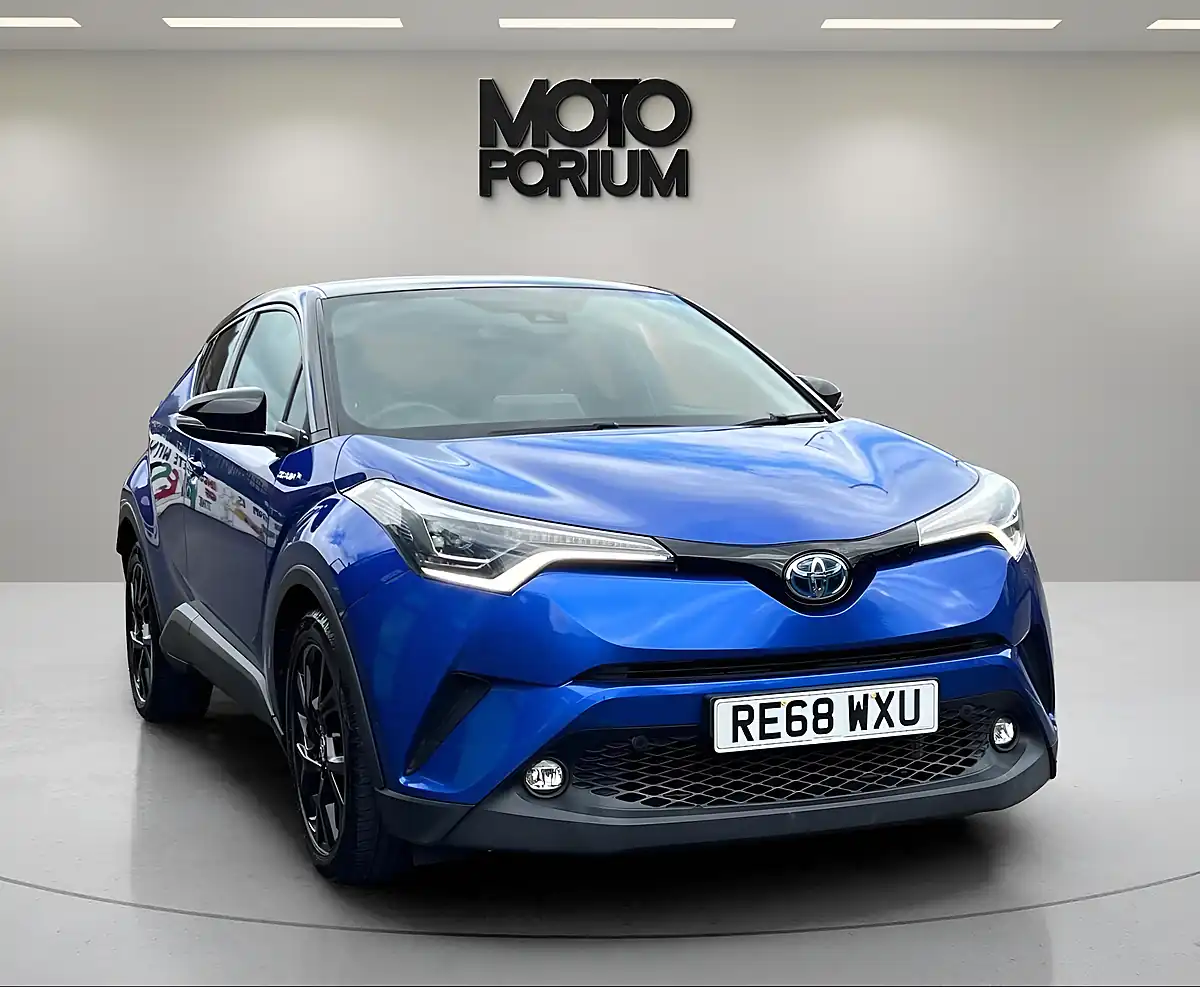 Used 2019 Toyota C-Hr Dynamic Blue - Interior and Exterior details 10