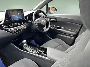 Used 2019 Toyota C-Hr Dynamic Blue - Interior and Exterior details 12
