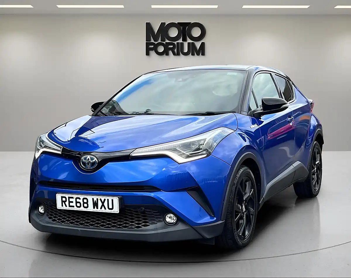 Used 2019 Toyota C-Hr Dynamic Blue - Interior and Exterior details 14