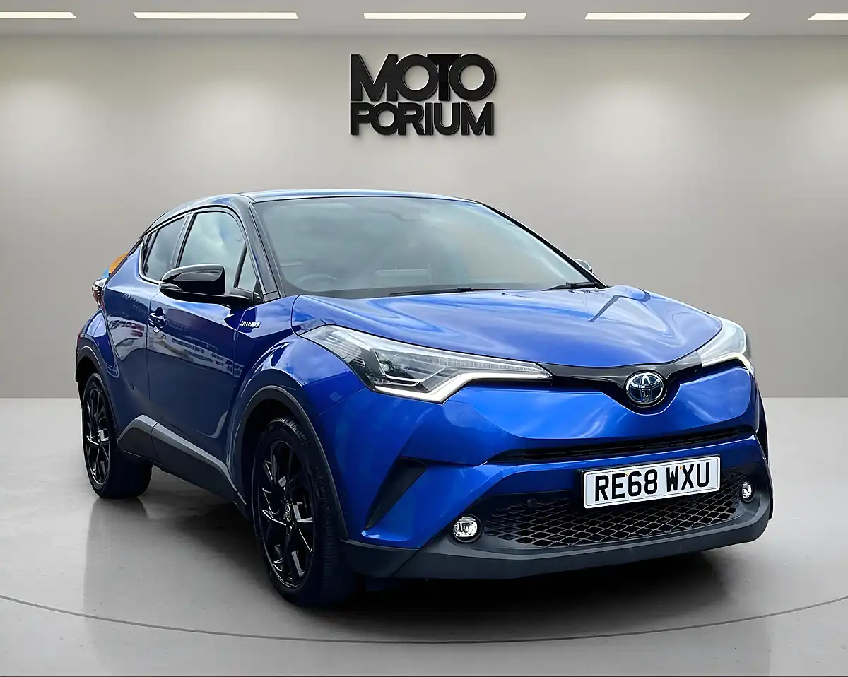 Used 2019 Toyota C-Hr Dynamic Blue - Interior and Exterior details 3