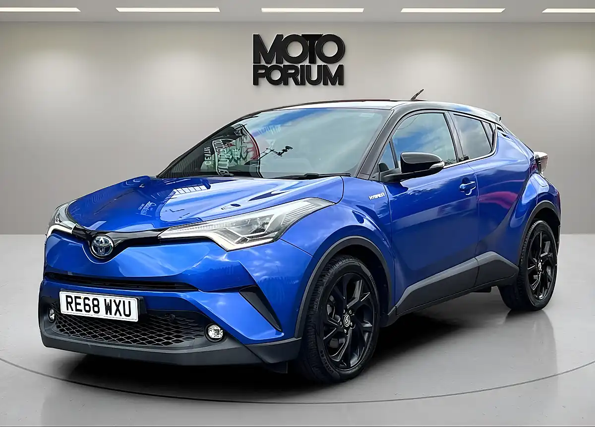 Used 2019 Toyota C-Hr Dynamic Blue - Interior and Exterior details 5