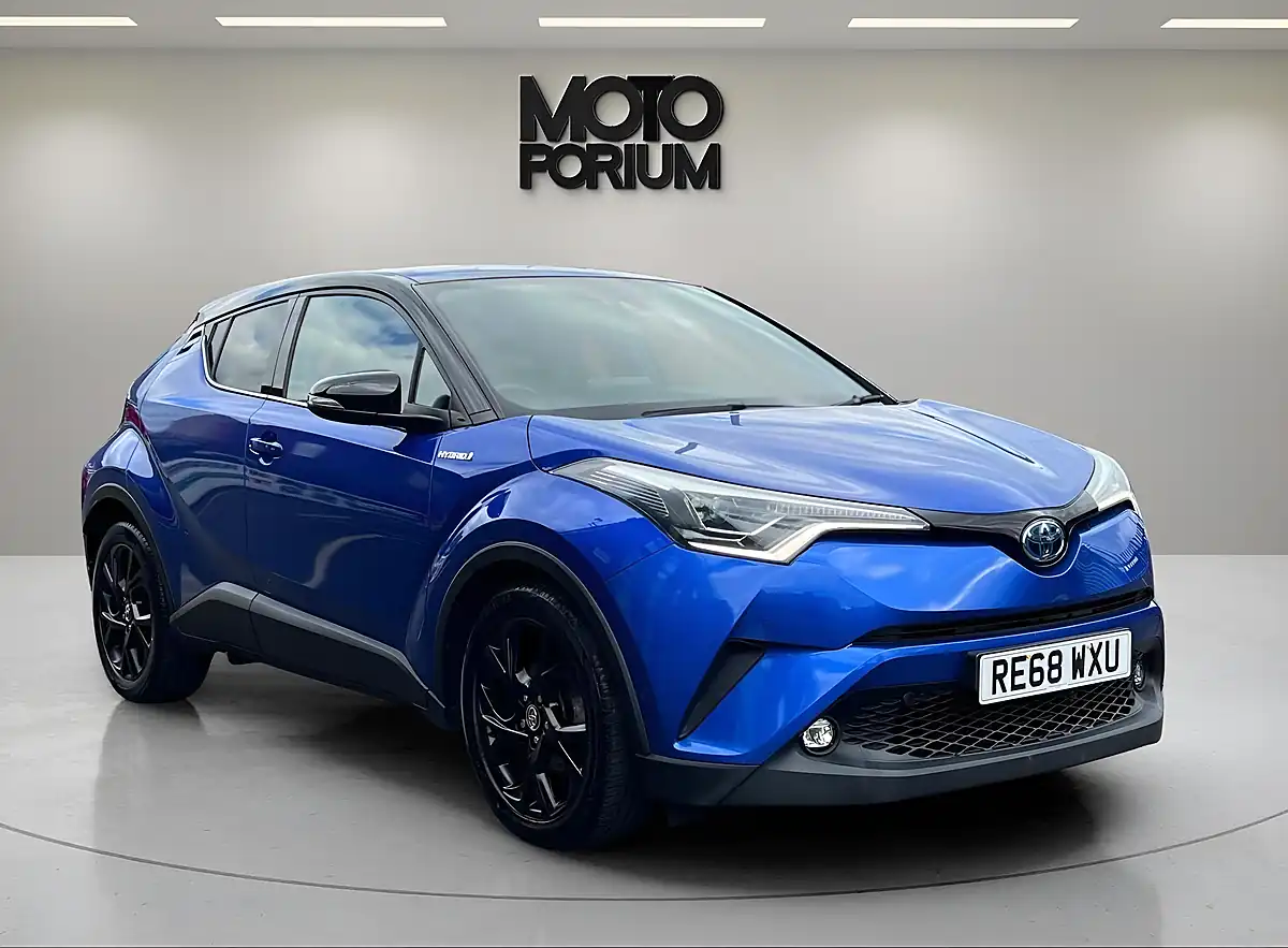 Used 2019 Toyota C-Hr Dynamic Blue - Interior and Exterior details 8