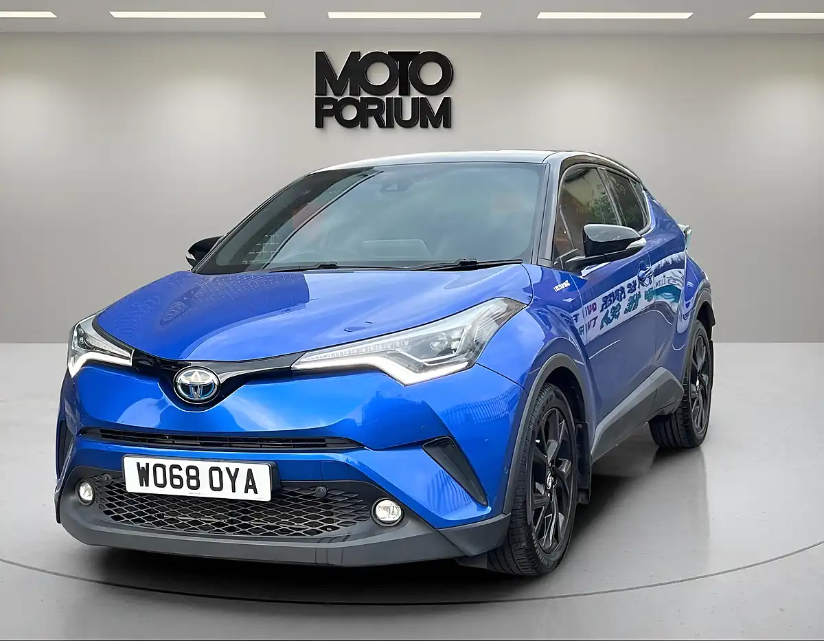 Used 2019 Toyota C-Hr Dynamic Blue - Interior and Exterior details 10