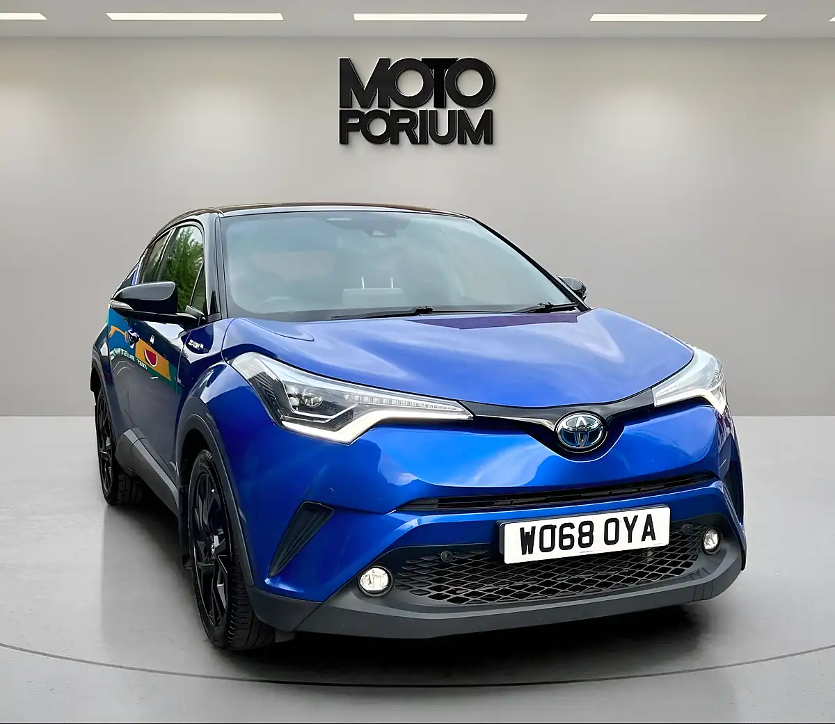 Used 2019 Toyota C-Hr Dynamic Blue - Interior and Exterior details 7