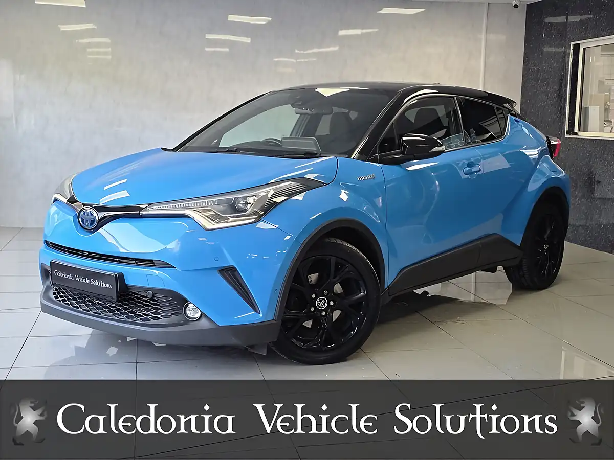 Used 2019 Toyota C-Hr Dynamic Blue - Interior and Exterior details 2