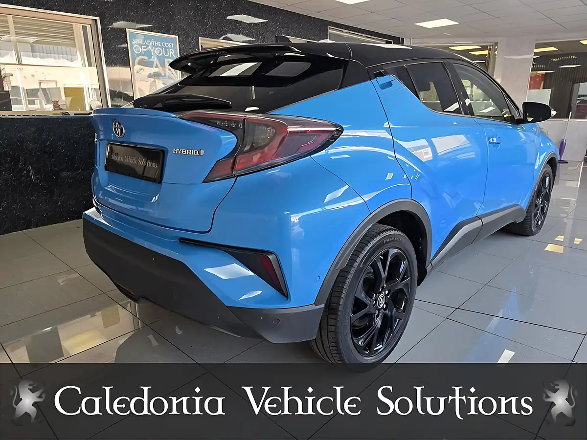 Used 2019 Toyota C-Hr Dynamic Blue - Interior and Exterior details 3