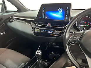 Used 2019 Toyota C-Hr Dynamic Blue - Interior and Exterior details 16