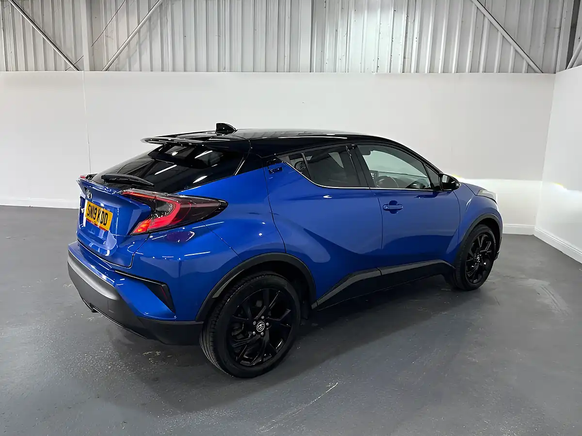 Used 2019 Toyota C-Hr Dynamic Blue - Interior and Exterior details 4
