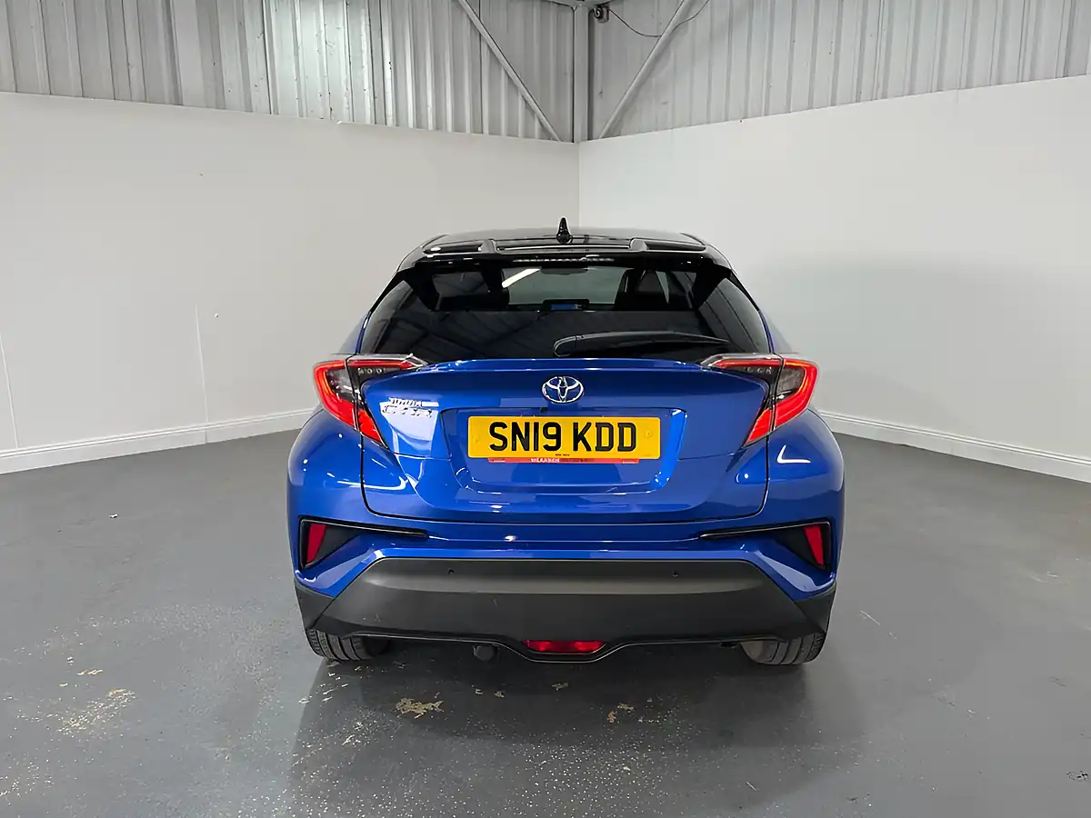 Used 2019 Toyota C-Hr Dynamic Blue - Interior and Exterior details 5