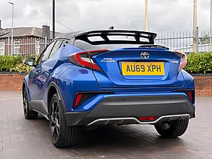 Used 2019 Toyota C-Hr Dynamic Blue - Interior and Exterior details 10