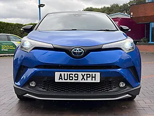 Used 2019 Toyota C-Hr Dynamic Blue - Interior and Exterior details 11